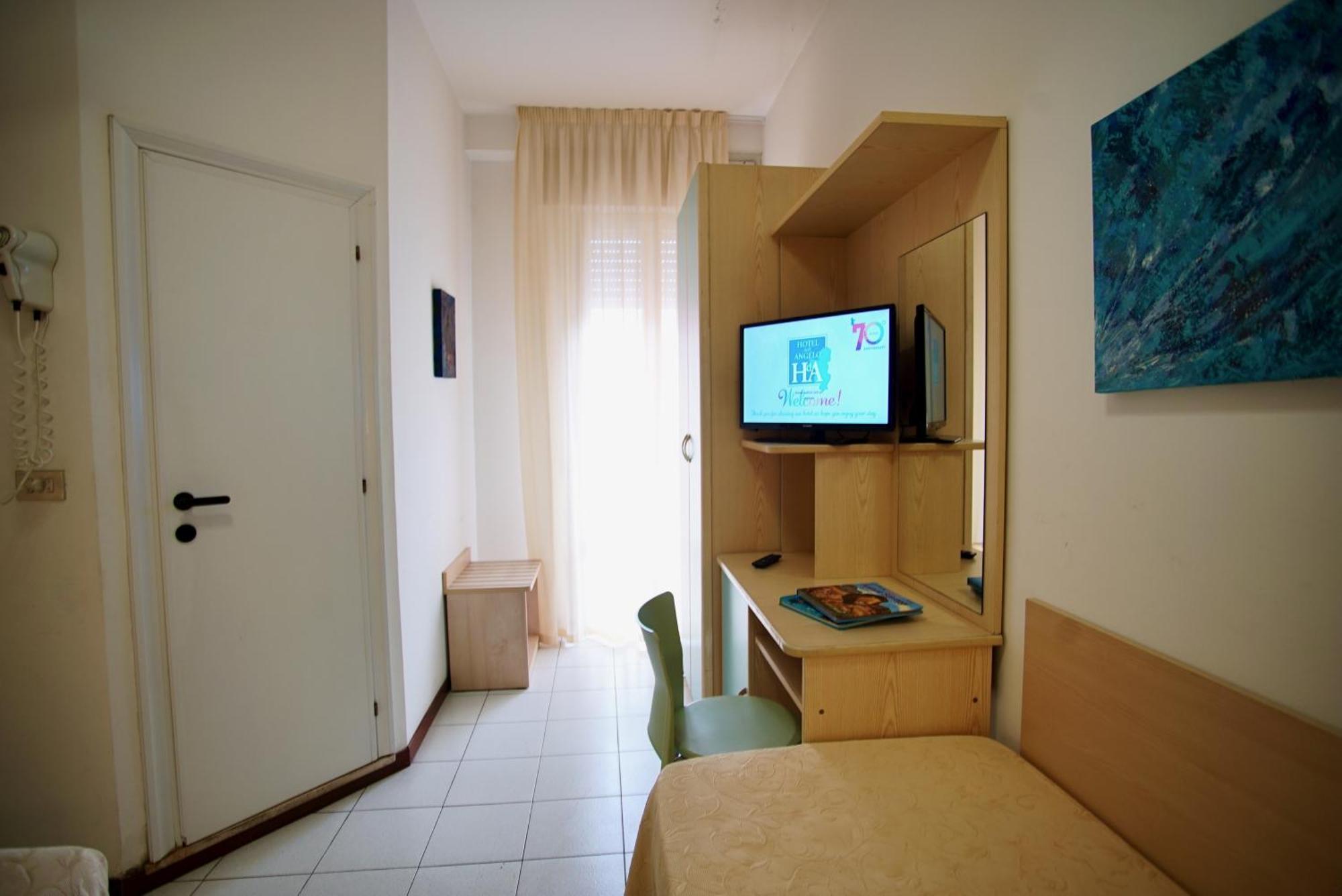 Hotel Dell'Angelo Rimini Kültér fotó