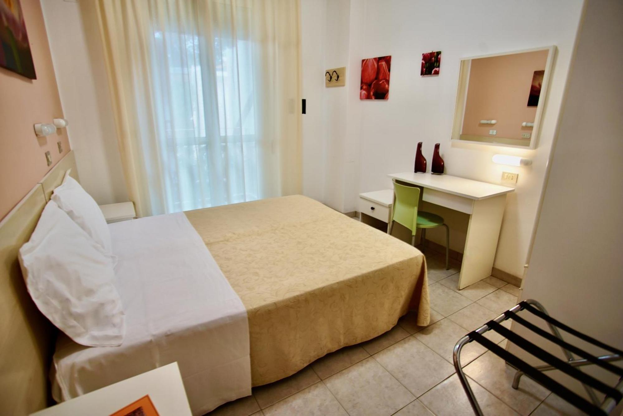 Hotel Dell'Angelo Rimini Kültér fotó